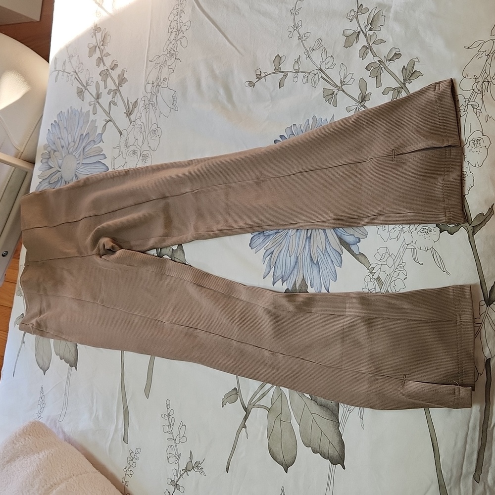 Zara wide leg leggings.